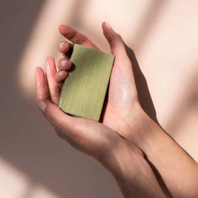 Apivita Olive soap has such a vintage look and smell. Reminds outdoor shower during the summer at the grandma's.