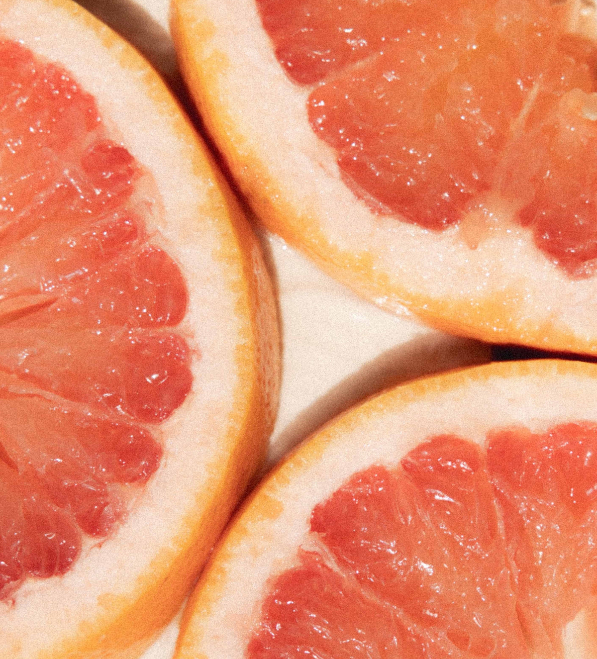 Atelier Nubio A Radiant Complexion, S'il Vous Plait blood orange ingredient close-up