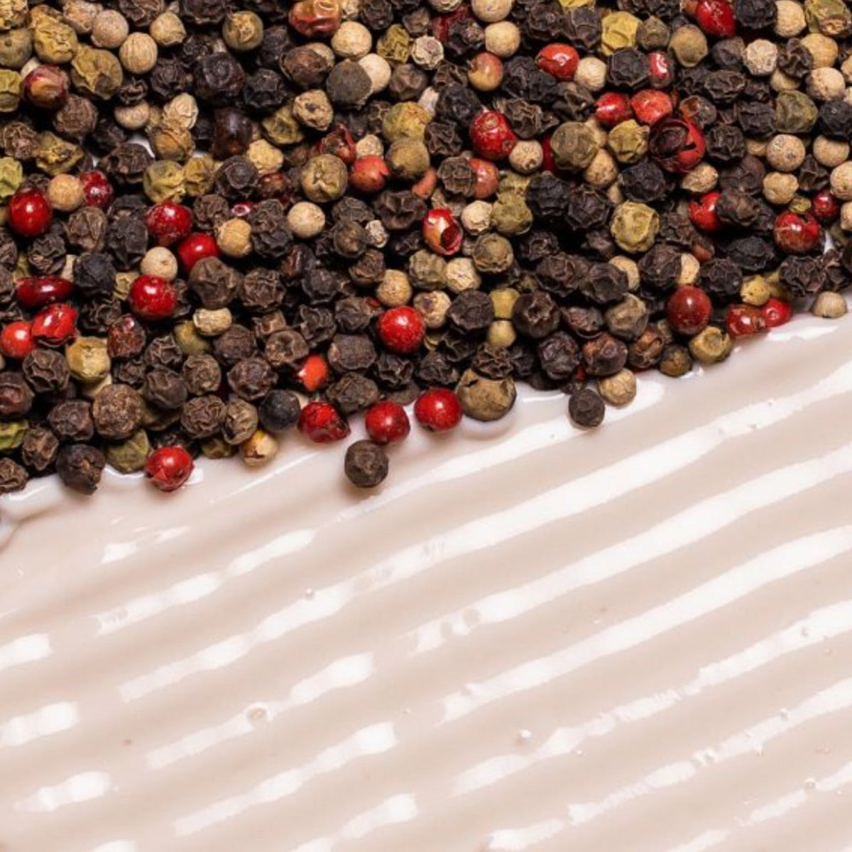 Apivita Rose Pepper Firming & Reshaping Body Cream with antioxidant-rich Greek thyme honey, almond oil, provitamin B5, and vitamin E, the cream helps to restore skin's elasticity.